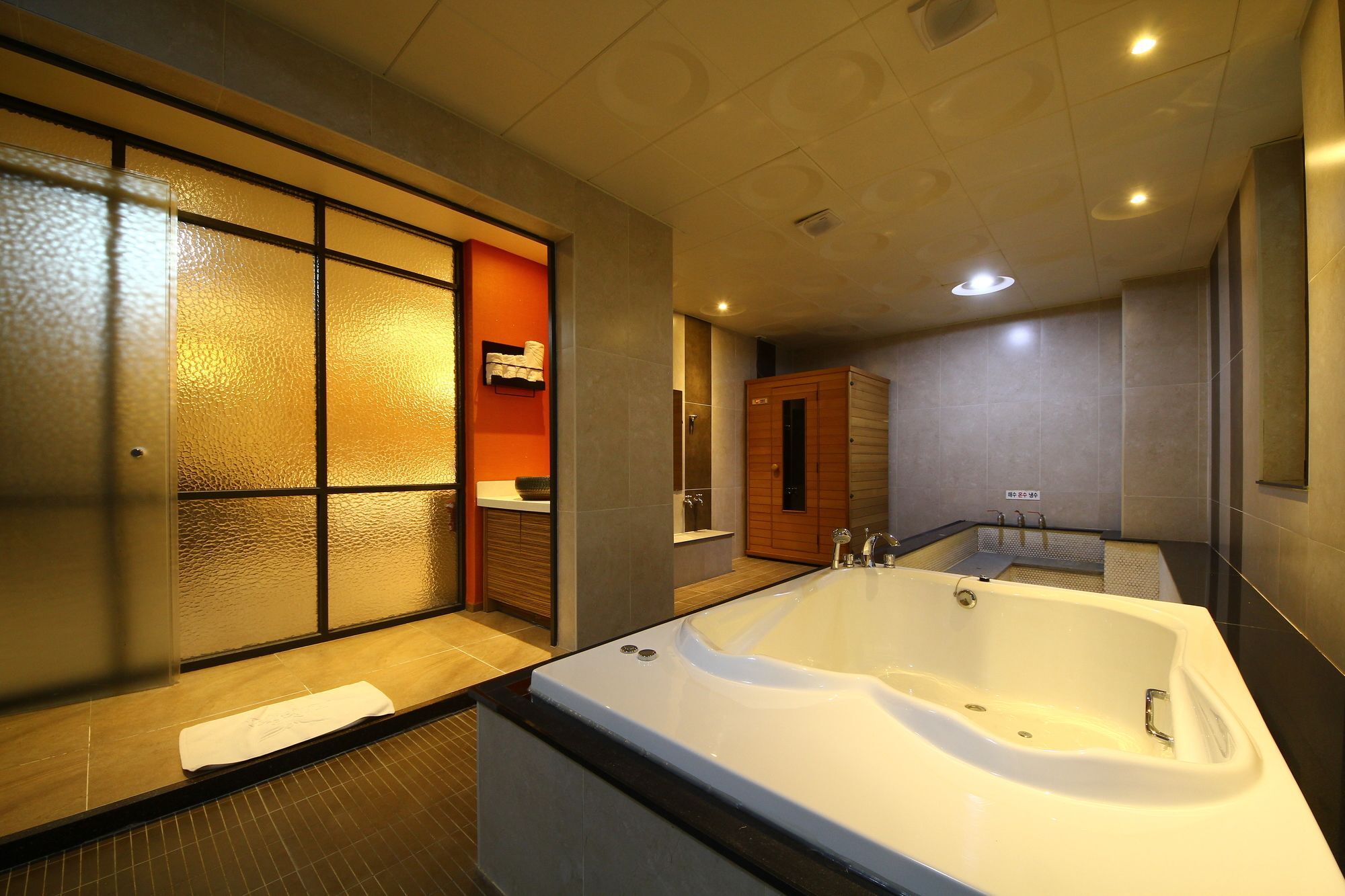 Habibi Hotel Incheon Ngoại thất bức ảnh